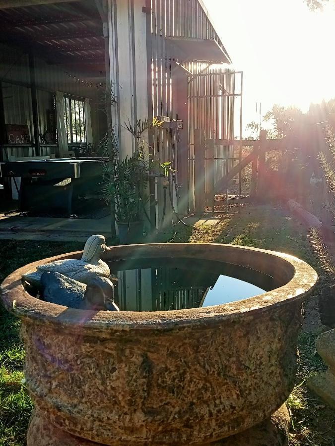 Bronnies Place Hotel Gatton Ngoại thất bức ảnh